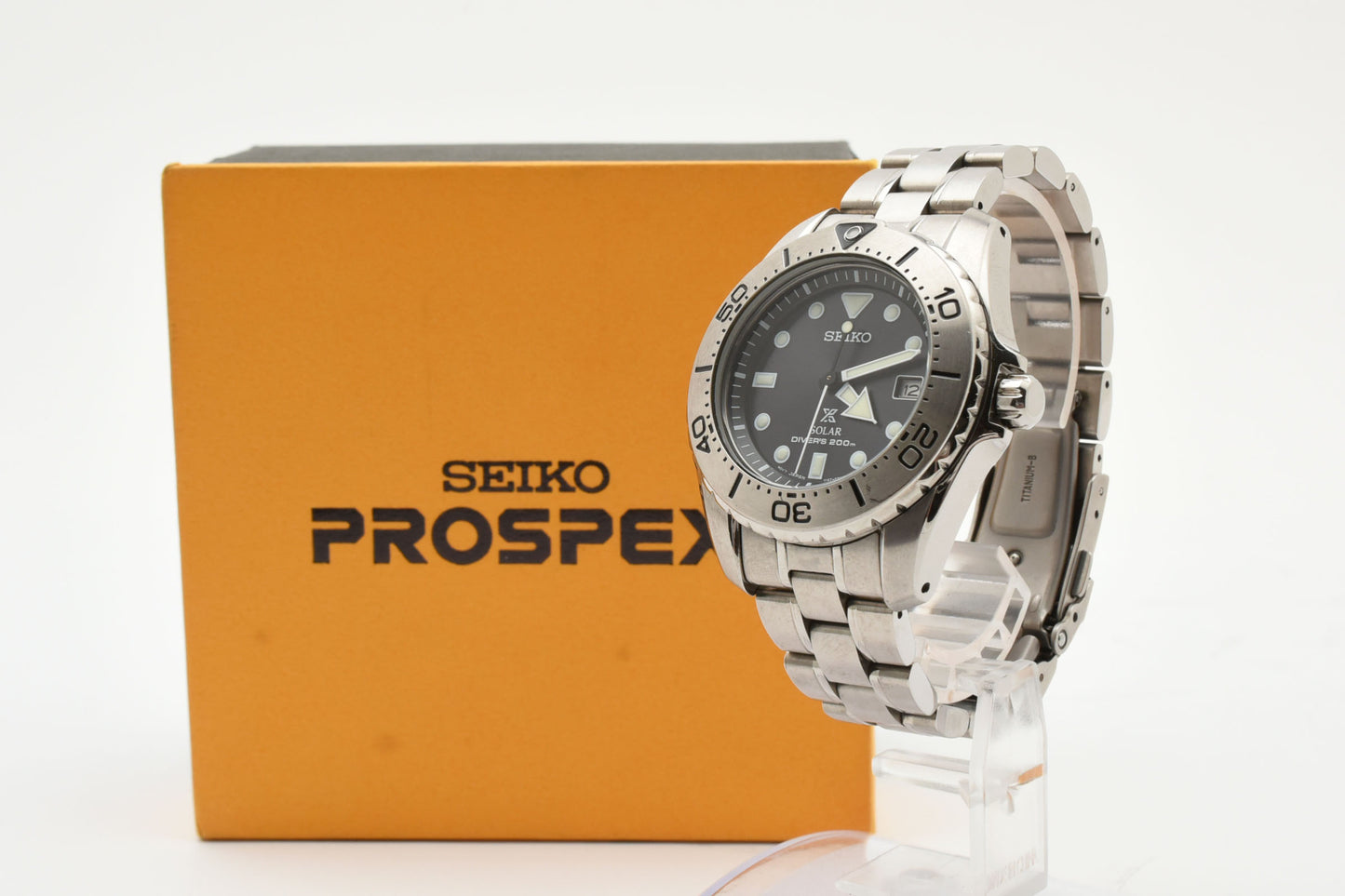 SEIKO Prospex V147-0AW0 Diver Black Dial Solar