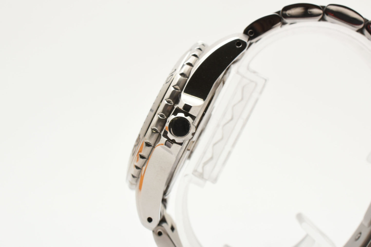 SEIKO Prospex V147-0AW0 Diver Black Dial Solar