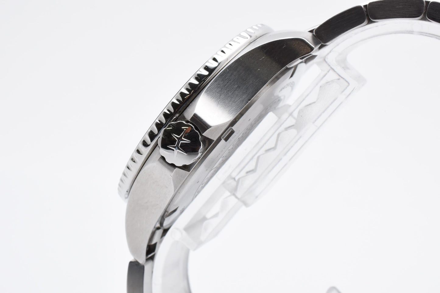 Hamilton Khaki Navy Scuba H82211181
