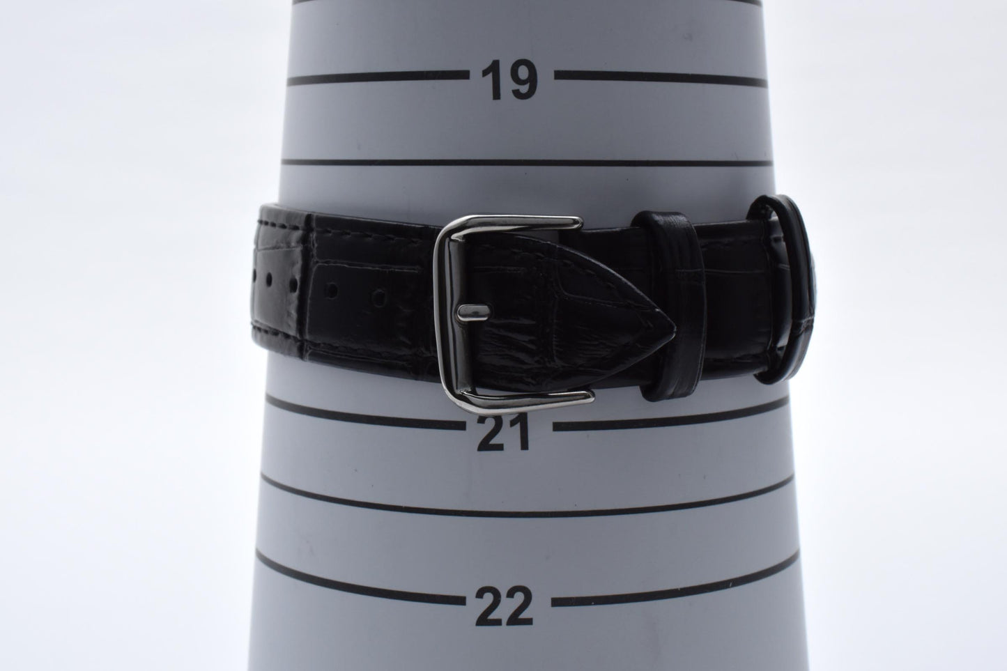 SEIKO Chariot 2220-0430 White Dial Manual