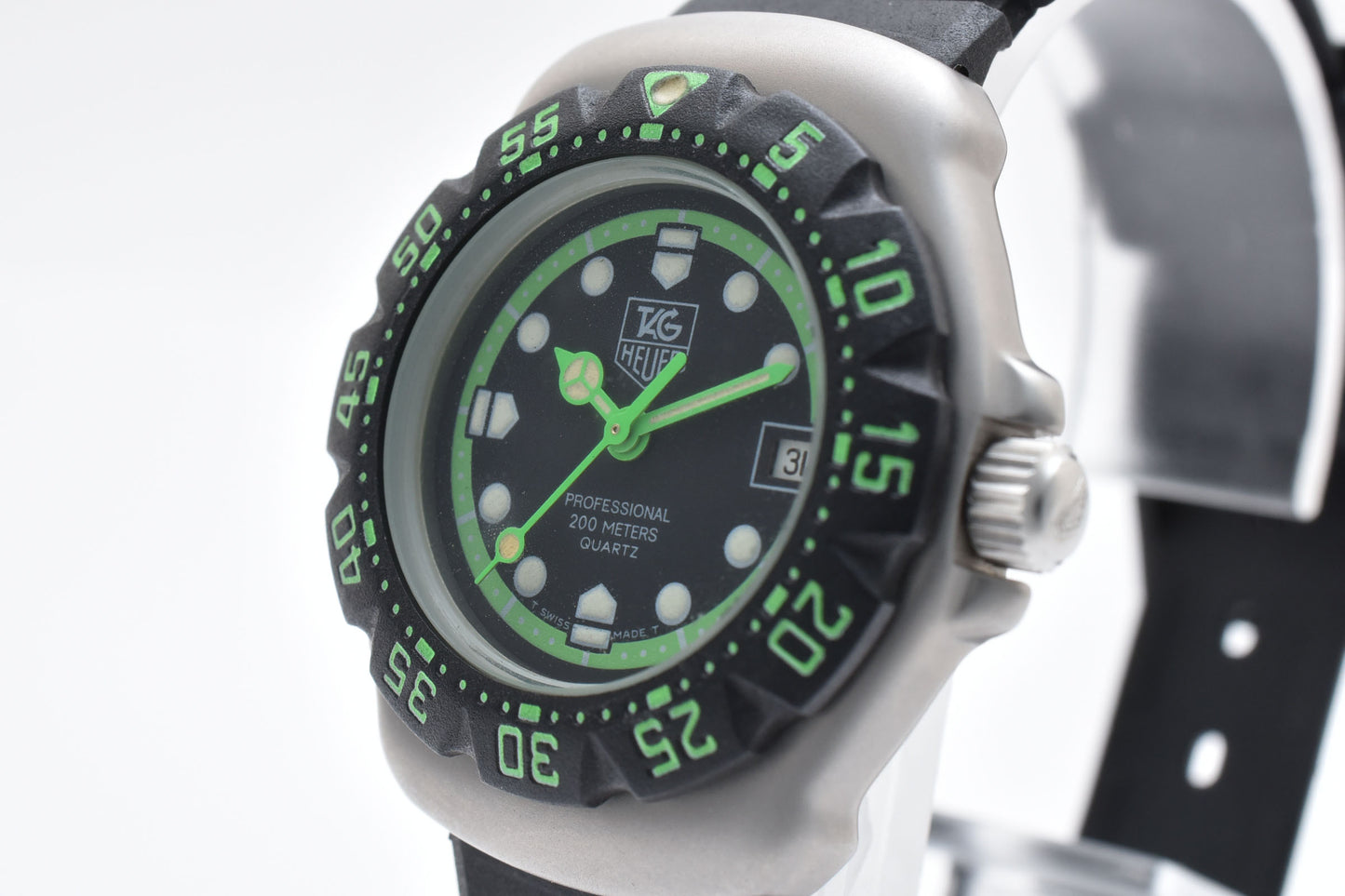 TAG Heuer Formula 1 375.508 27mm Black Dial