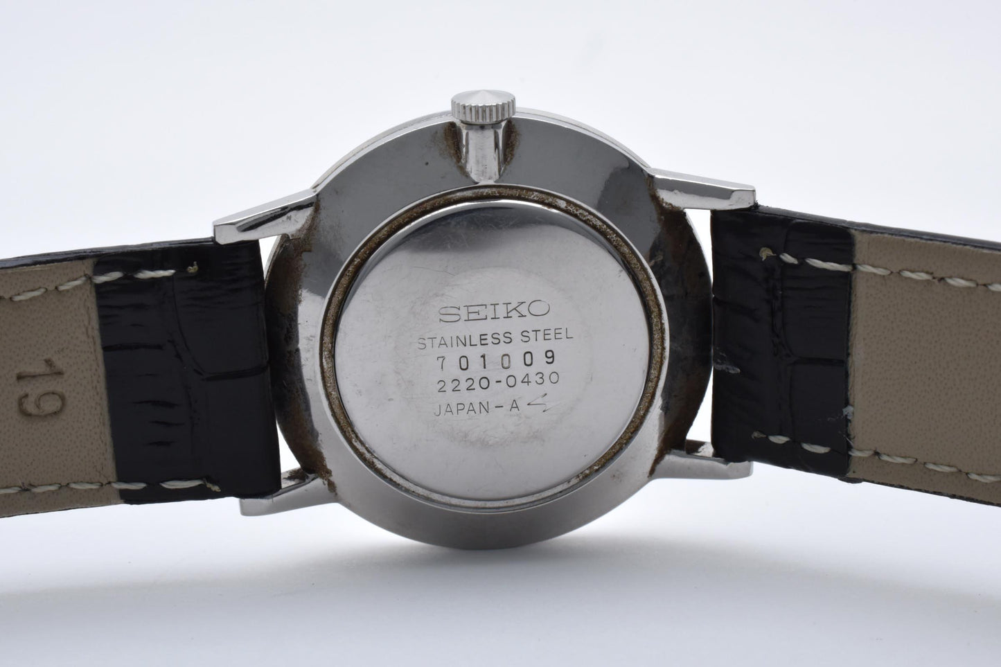 SEIKO Chariot 2220-0430 White Dial Manual