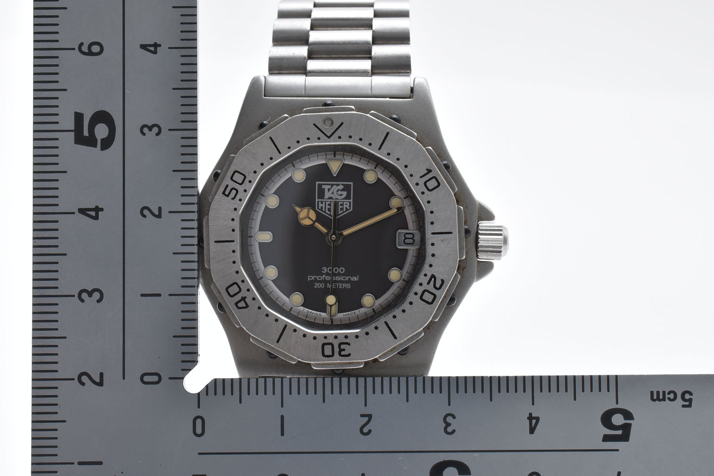TAG Heuer 3000 Series 932.213 Professional