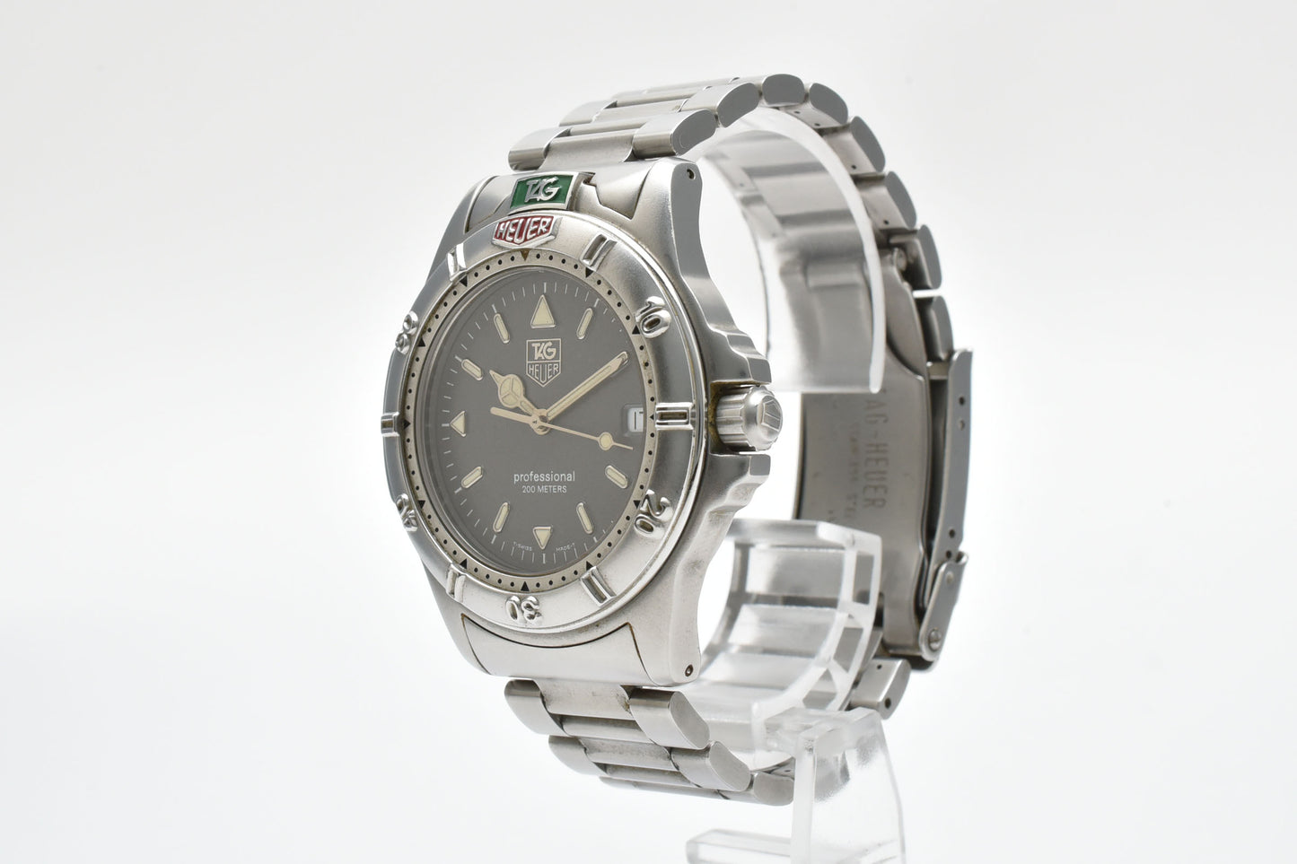 Tag Heuer WF1111-0 4000 Series Professional
